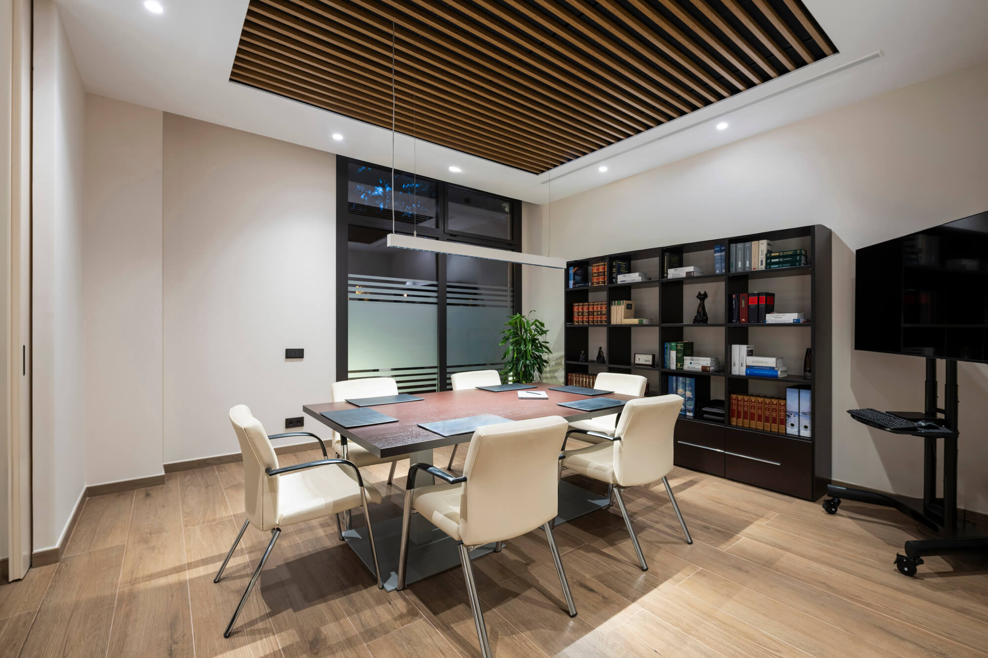 Meeting Room – Inversiones Arcaran