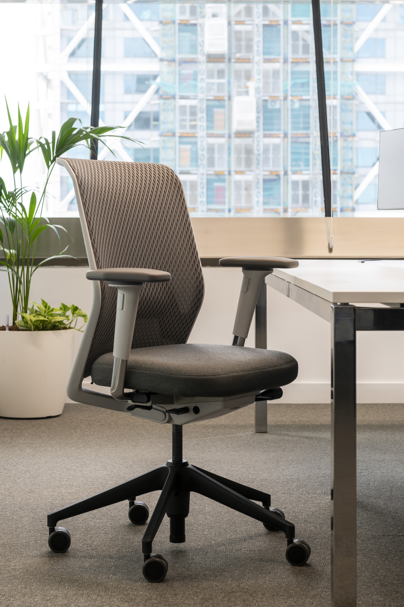 Detalles Mobiliario Oficina en Torre Mapfre